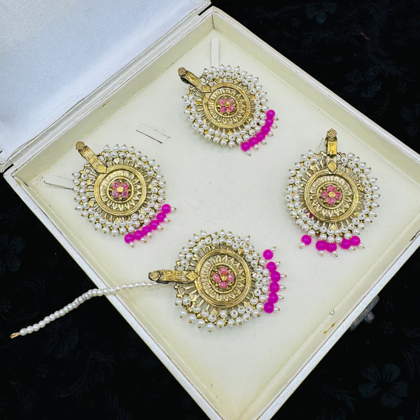 Gajra Earing With Ring And Tika