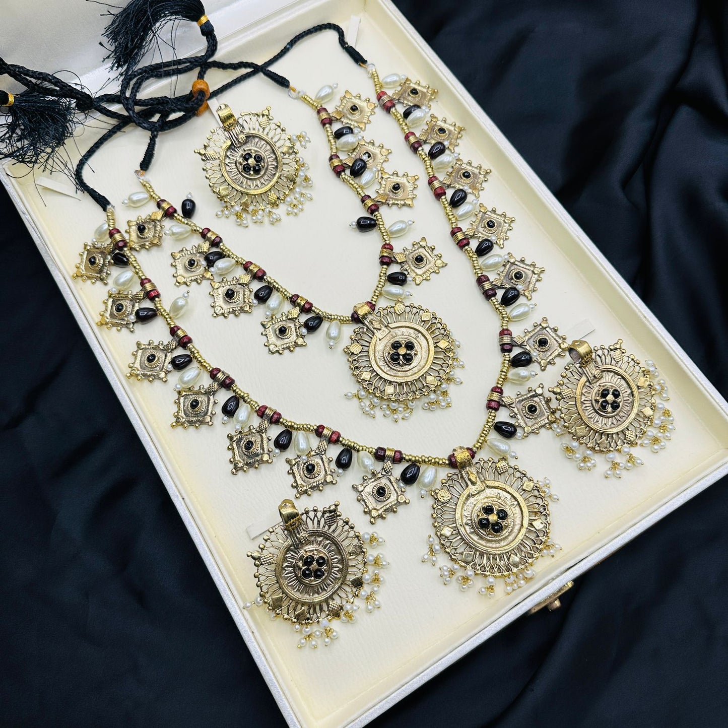 Antique Complete Set