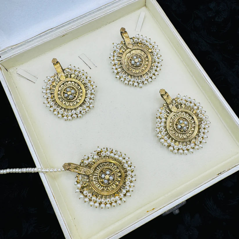 Gajra Earing With Ring And Tika