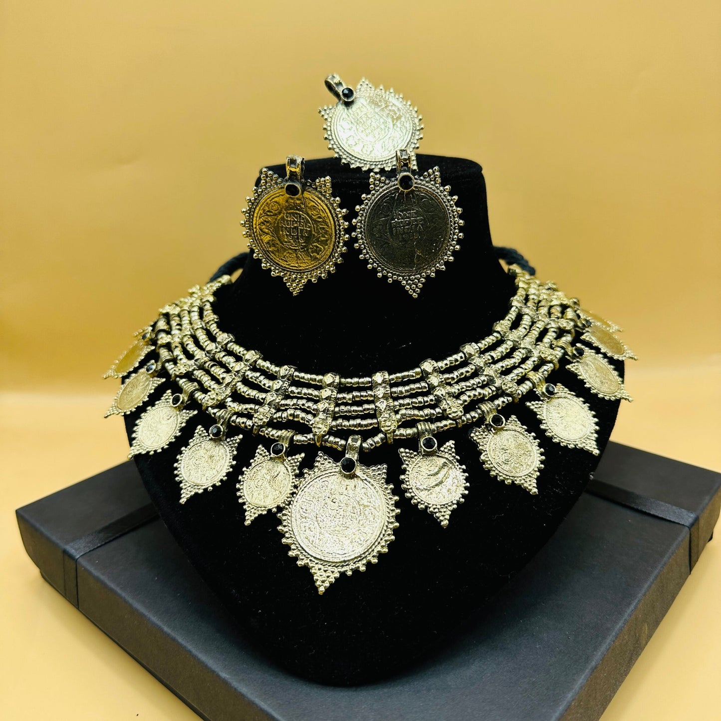 COIN NECKLACE SET