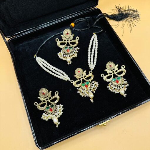 Antique Necklace set