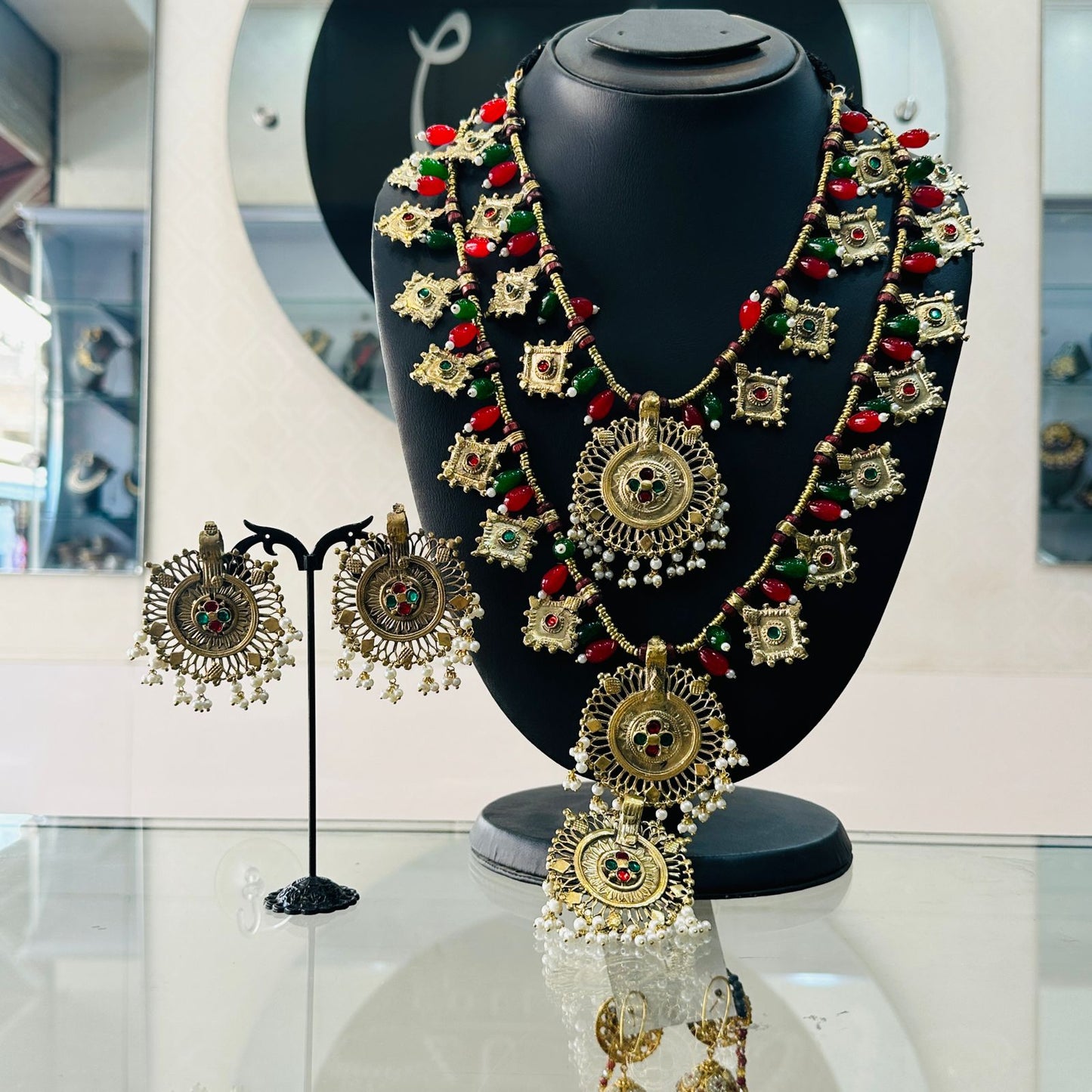 Antique Complete Set