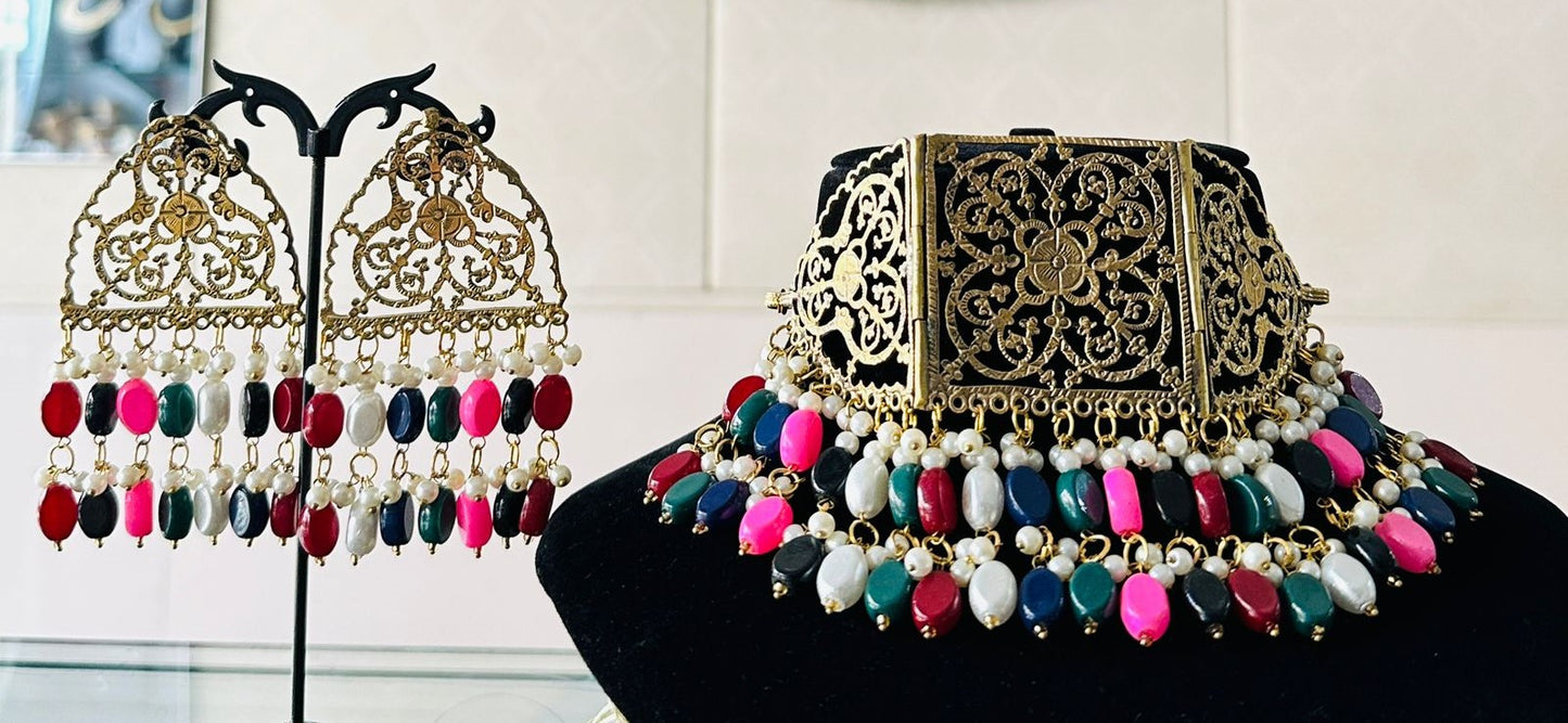 Zeba Choker