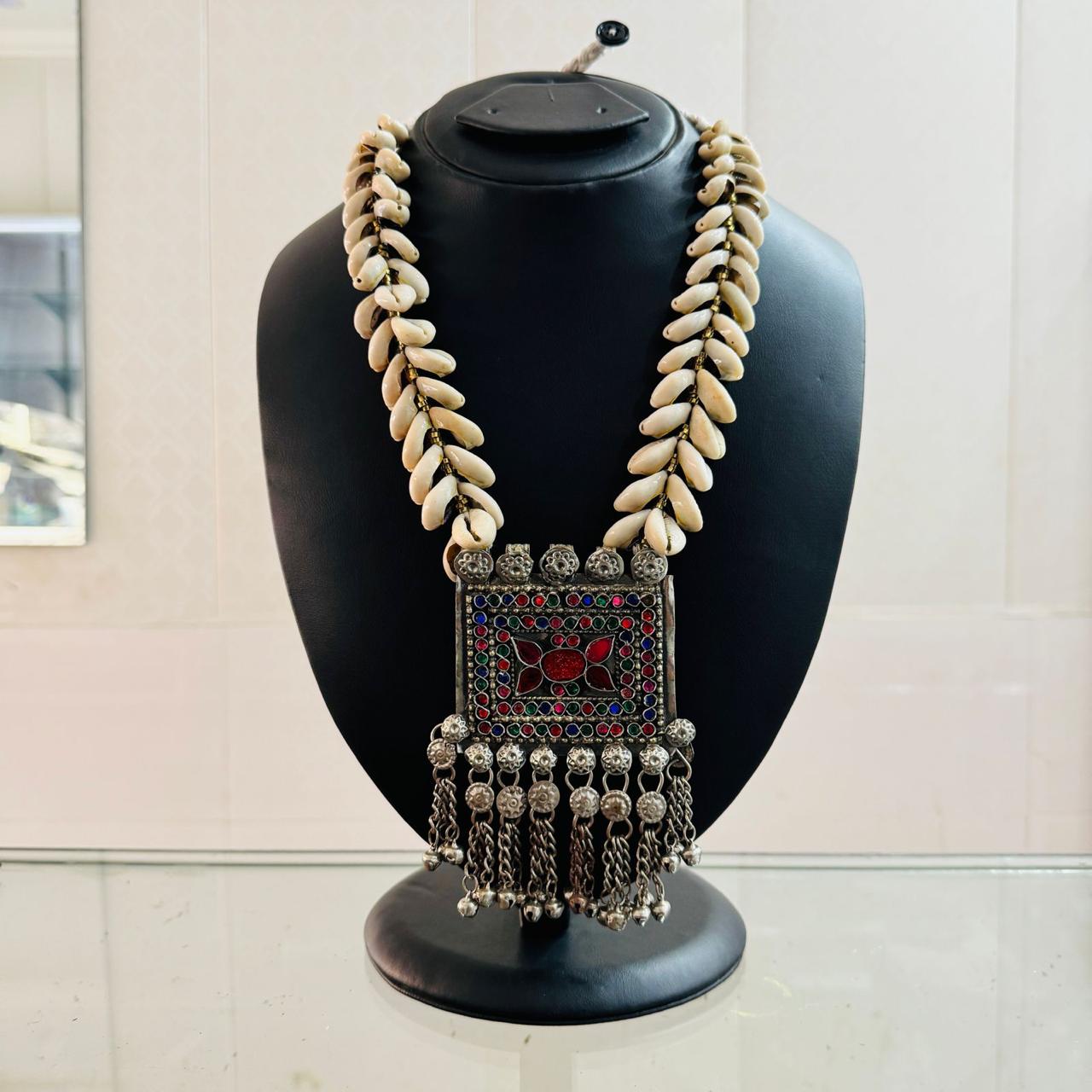 Beautiful Kalaishi Necklace