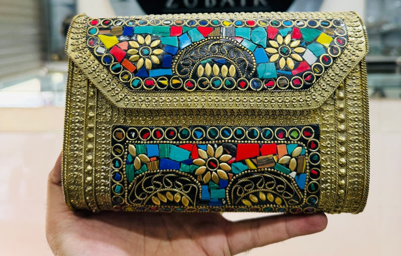New Design Golden Cluch