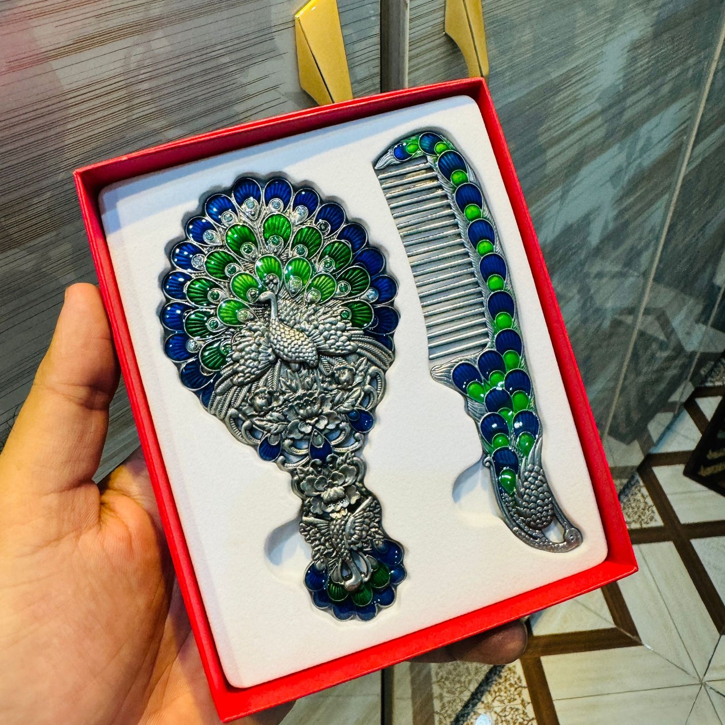 Beautiful Mirror And Comb