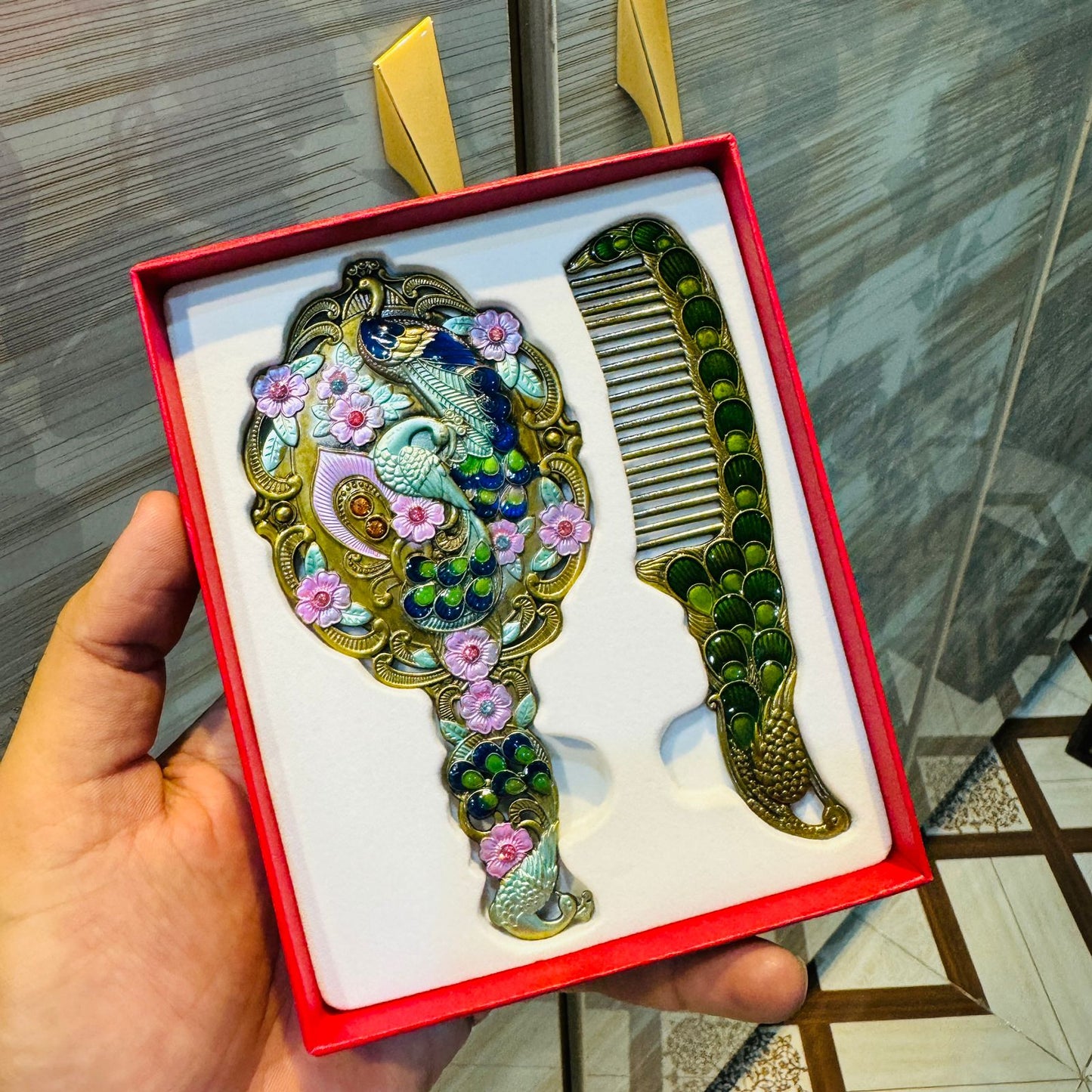 Beautiful Mirror And Comb