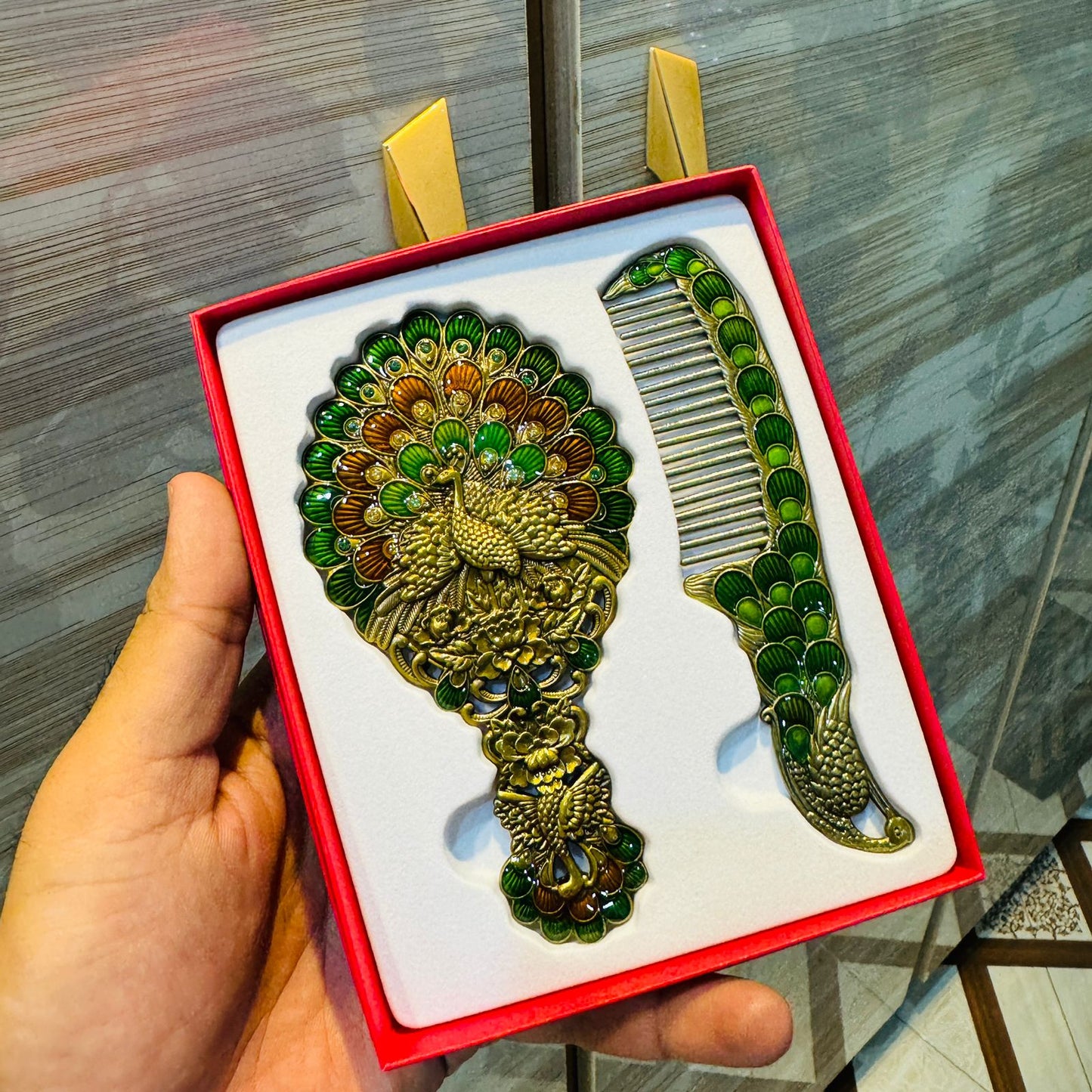 Beautiful Mirror And Comb