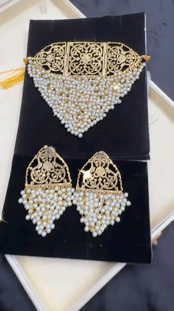 Beautiful Antique Choker Set