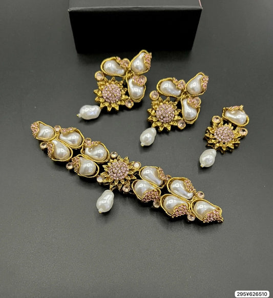 Floral Choker Set